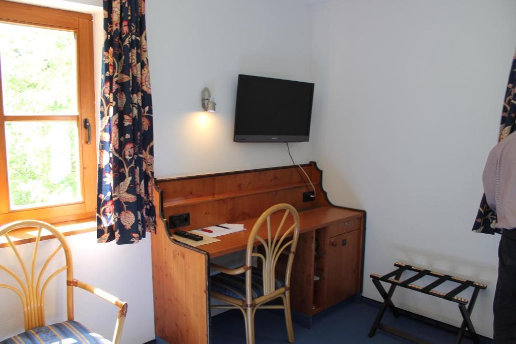 Hotel Hoefler B&B Нюрнберг Номер фото